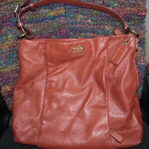 Gorgeous Coach shoulder bag Tomato Red!